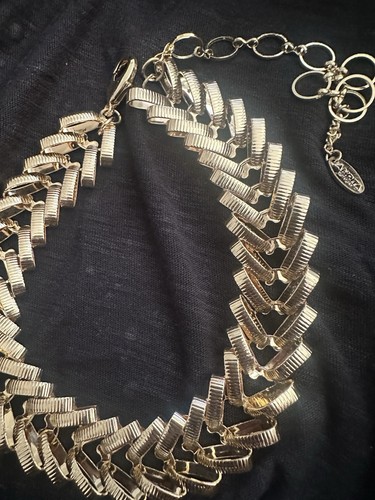 Fashionable gold plated choker - fashionable,