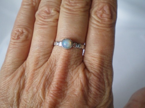 Ethiopian opal ring size q - opal, p/q