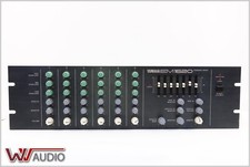 Yamaha EM1620 Powered Mixer