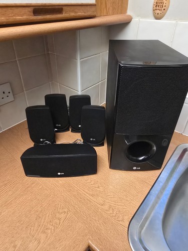Surround sound speakers - lg,