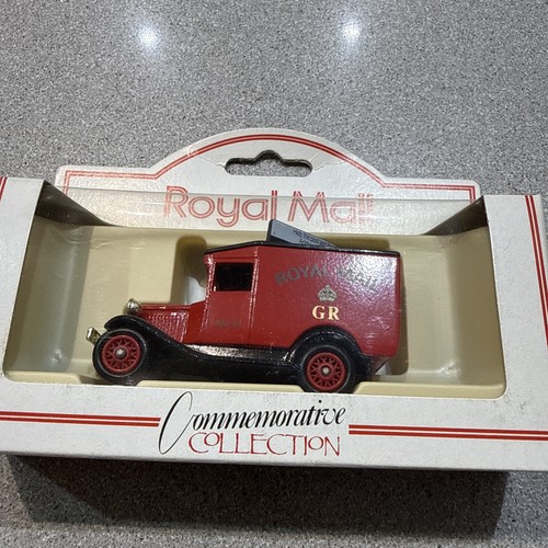 Lledo model ford van royal - van,