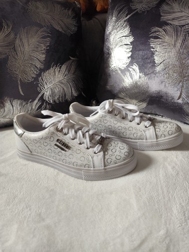 Guess white shoes size worn - shoes,