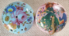 2 VINTAGE CERAMIC YE OLDE POMANDERS