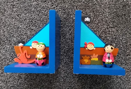 Pirate bookends delightful - pirate,
