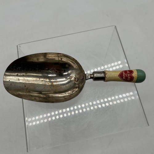 Vintage measuring scoop - vintage,