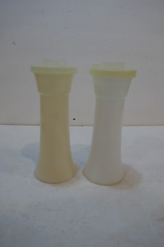 Vintage tupperware salt and - vintage,