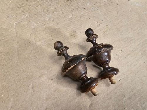 Good pair antique clock - good,