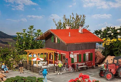 Pola the bear inn - bear,