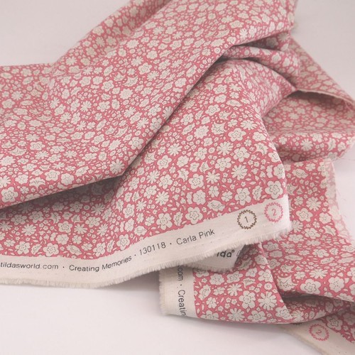 Creating memories carla pink - carla, pink-