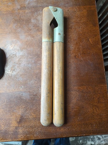 Vintage cattle calf dehorner - vintage,