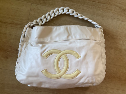 Gorgeous chanel maxi hobo - chanel, bag