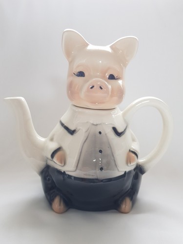 Master piggy teapot tony - teapot,