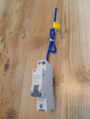 Wylex nhxs1b16 amp curve - b,