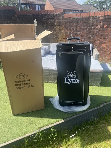 Lynx golf cart - lynx, rain