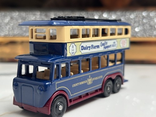 Blue red double - double, bus