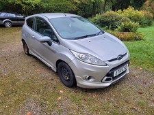 2010 FORD FIESTA MK7 TITANIUM 1.6 PETROL SILVER WHEEL NUT-BREAKING SPARES PARTS 