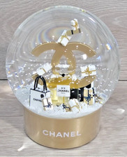 CHANEL BEAUTE Beauty VIP Novelty Gift CC Snow Globe 2023 Christmas *Limited*