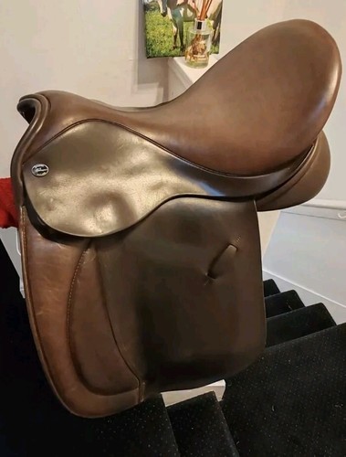 Farrington saddle - farrington's, 17.5"