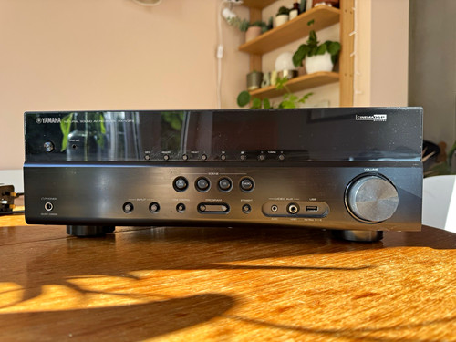 Yamaha v373 a v - 5.1, a/v