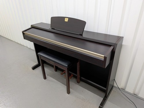 Yamaha clavinova clp 220 - clavinova, clp-220