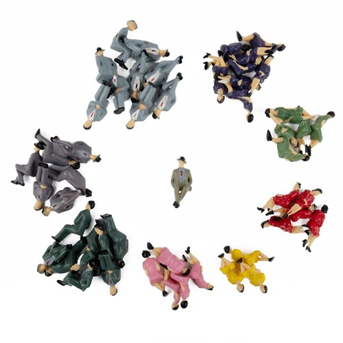 50x sitting plastic figures - 50x,
