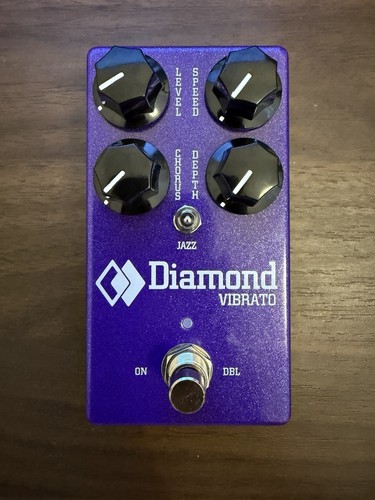 Diamond pedals vibrato - pedals,
