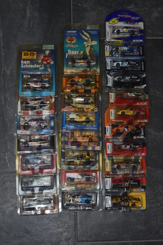 Nascar diecast various - 1/64,