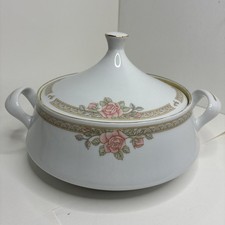 Crown Ming Fine China
