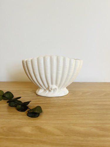 Vintage sylvac 514 white - white, clam
