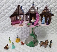 RAPUNZEL / TANGLED TOWER CASTLE PLAYSET WITH FIGURES - FLYNN RYDER DISNEY STORE