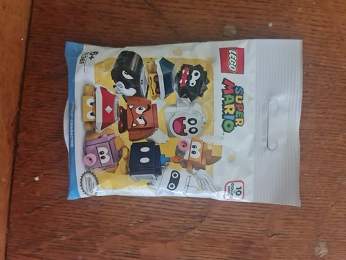 Lego super mario character - mario:,