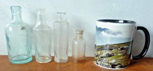 Vintage bottles 2 to 3 - x,