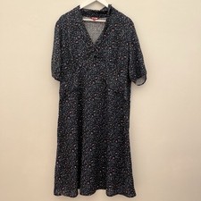 Joe Brown's Dress Size UK 18