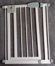 Pet Safety Gate Door Barrier Metal To Suit Opening 24 Inch to 27  1/2 Inch
