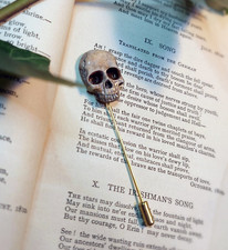 Handmade Skull Cravat Pin