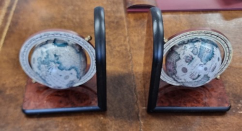 Vintage style globe bookends - vintage,