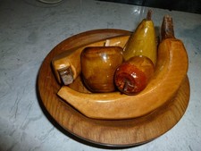 WOODEN FRUIT BOWL WIT WOODEN