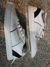 ELLESSE WHITE Size 7 LEATHER