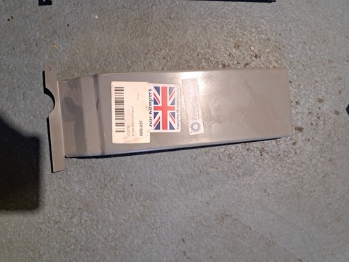 Lower post left t25 1979 - left, vw