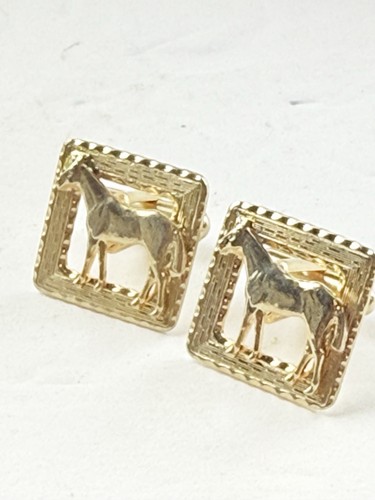 Vintage gold tone - tone, square