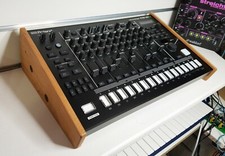Roland tr8s solid - tr8s,