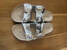 Ladies Snakeprint Sandals