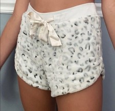 Gilly Hicks Fleece Fluffy