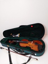 Violin instrument with bow and - with,