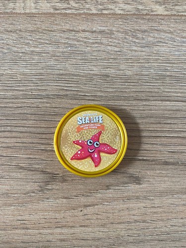 Extremely rare gold starfish - extremely,