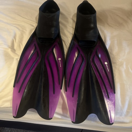 Fins size medium - hot, swim
