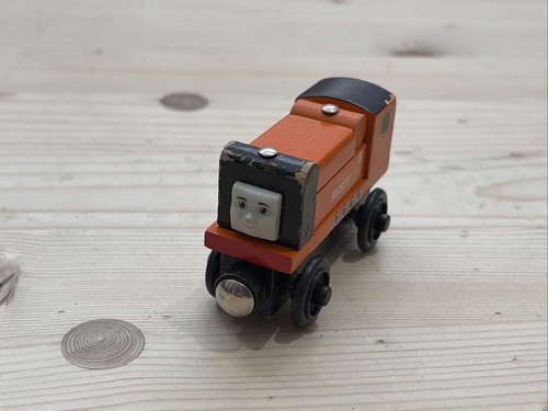 Thomas wooden railway - railway, rusty