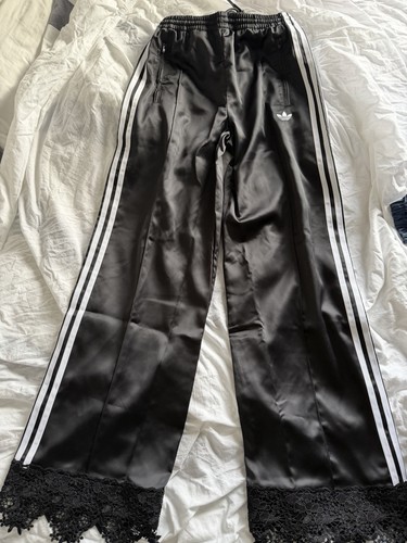 Bnwt adidas originals - adidas,