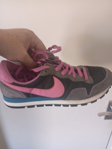 Nike air pegasus size8 - size8, unusual