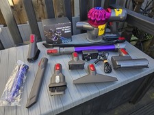 Dyson V7 Vacuum, New Battery